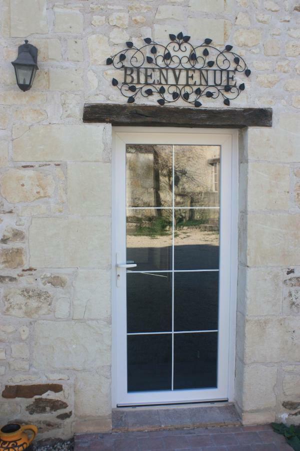 Bed and Breakfast Le Domaine De Bella Dange-Saint-Romain Exterior foto