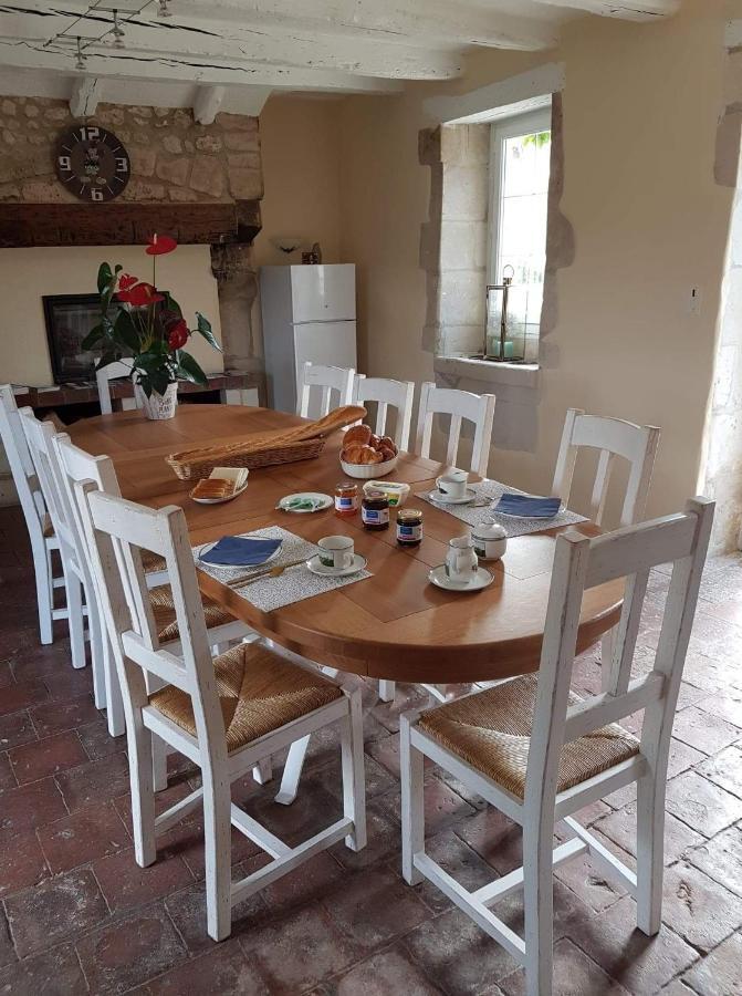 Bed and Breakfast Le Domaine De Bella Dange-Saint-Romain Exterior foto