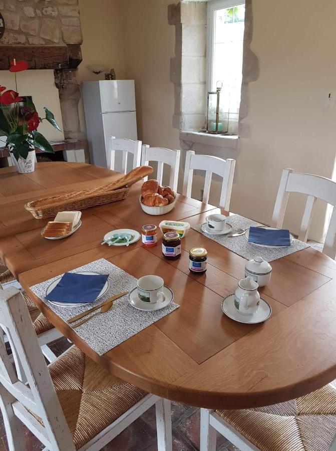 Bed and Breakfast Le Domaine De Bella Dange-Saint-Romain Exterior foto